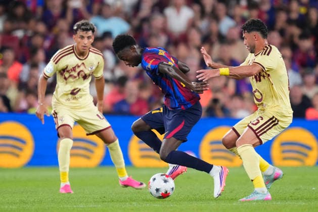 FC Barcelona, Barca v Al Ahly SC - Joan Gamper Trophy Jesse Bisiwu left winger of Barcelona and Belgium surrounded by players during the Joan Gamper Trophy between FC Barcelona and Al Ahly SC at Spotify Camp Nou on August 19, 2026 in Barcelona, Spain. Barcelona Spain  Copyright: xJosexBretonx originalFilename:bretonhernandez-fcbarcel260819_npqEv.jpg