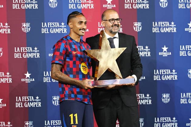 Raphinha (Barcelona), AUGUST 19, 2026 - Football Soccer : Raphinha receive MVP trophy after winning Spanish Pre season Trofeu Joan Gamper match between FC Barcelona, Barca - Al Ahly SC at the Spotify Camp Nou in Barcelona, Spain. Noxthirdxpartyxsales  aflo_341597142 MutsuxKawamorix