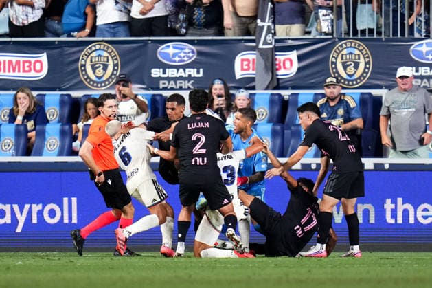 August 19, 2026: Philadelphia Union Midfielder Quinn Sullivan (33) and Philadelphia Union Midfielder Cavan Sullivan (6) get in an altercation with Inter Miami Midfielder Yannick Bright (42) during the second half of an MLS, Fussball Herren, USA match at Subaru Park in Chester, Pennsylvania. CSM Chester United States of America - ZUMAc04_ 20260819_zma_c04_078 Copyright: xKylexRoddenx