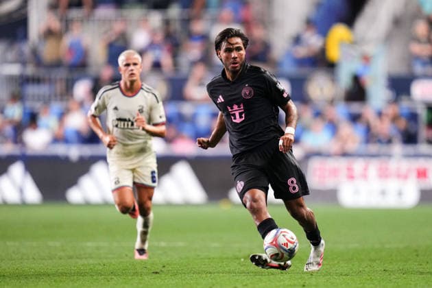 MLS, Fussball Herren, USA 2026: Union Vs Miami AUG 19 August 19, 2026: Inter Miami Midfielder Telasco Segovia (8) passes the ball during the second half of an MLS match against the Philadelphia Union at Subaru Park in Chester, Pennsylvania. Kyle Rodden CSM (Credit Image: Â Kyle Rodden Cal Media) Chester Pennsylvania United States of America EDITORIAL USE ONLY Copyright: xx ZUMA-20260819_zma_c04_120.jpg KylexRoddenx csmphotothree512938