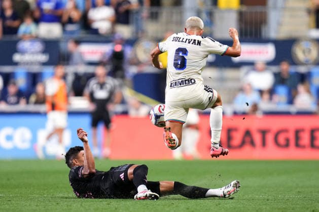 MLS, Fussball Herren, USA 2026: Union Vs Miami AUG 19 August 19, 2026: Philadelphia Union Midfielder Cavan Sullivan (6) jumps a defender during the second half of an MLS match against Inter Miami at Subaru Park in Chester, Pennsylvania. Kyle Rodden CSM (Credit Image: Â Kyle Rodden Cal Media) Chester Pennsylvania United States of America EDITORIAL USE ONLY Copyright: xx ZUMA-20260819_zma_c04_107.jpg KylexRoddenx csmphotothree512904