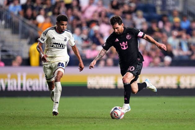 MLS, Fussball Herren, USA 2026: Union Vs Miami AUG 19 August 19, 2026: Inter Miami Foward Lionel Messi (10) controls the ball during the second half of an MLS match against the Philadelphia Union at Subaru Park in Chester, Pennsylvania. Kyle Rodden CSM (Credit Image: Â Kyle Rodden Cal Media) Chester Pennsylvania United States of America EDITORIAL USE ONLY Copyright: xx ZUMA-20260819_zma_c04_098.jpg KylexRoddenx csmphotothree512913