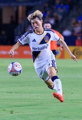 August 19, 2026, Carson, California, USA: Kyogo Furuhashi 7 of the LA Galaxy during their regular season MLS, Fussball Herren, USA game against the San Jose Earthquakes on Wednesday August 19, 2026 at the Dignity Health Sports Park Stadium in Carson, California. Galaxy defeat Earthquakes, 1-0. ARIANA RUIZ PI Carson USA - ZUMAp124 20260819_zaa_p124_032 Copyright: xArianaxRuizx