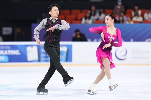 XI AN, CHINA - AUGUST 20: Chanelle Chum and Osckar Chum perform in the Junior Ice Dance rhythm dance on day 1 of the ISU Figure skating, Eiskunstlauf Junior Grand Prix Xi an 2026 on August 20, 2026 in Xi an, Shaanxi Province of China.  Copyright: xVCGx 111661028310