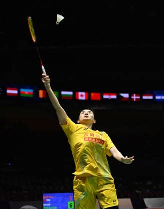 (260820) -- NEW DELHI, Aug. 20, 2026 -- China s Han Yue hits a return during the women s singles round of 16 match against Kim Ga Eun of South Korea at BWF World Championships in New Delhi, Aug. 20, 2026. ) (SP)INDIA-NEW DELHI-BADMINTON-BWF WORLD CHAMPIONSHIPS-WOMEN S SINGLES JavedxDar 