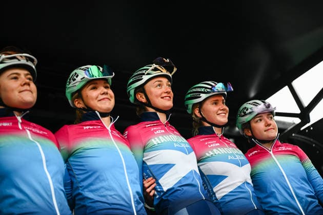 2026 Lloyds Tour of Britain Women Picture by Simon Wilkinson SWpix.com - 20 08 2026 - Cycling - UCI Women s World Tour - 2026 Lloyds Tour of Britain Women - Stage 2: Clitheroe to Blackpool (110.5km) - andsling Alba Development Road Team, Madeline Cooper, Madelaine Leech, Grace Lister, Beth Morrow, Anna Flynn, Arabella Blackburn Copyright: x xSWpix.comx(t axPhotographyxHubxLtd)xSimonxWilkinson SWpix.comx SWP-3030-18304