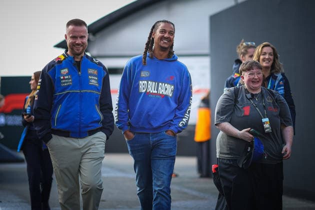 IPA87634477 - Calum Nicholas, former F1 technician and mechanic at Red Bull Racing, author of *Life In The Pitlane*, and now a Red Bull Racing ambassador, during the Dutch Grand Prix at Zandvoort, the Netherlands, August 20–23, 2026, as part of the 2026 Formula 1 World Championship, WM, Weltmeisterschaft  Copyright: xFedericoxBasile IPAxSportx xx 87634477