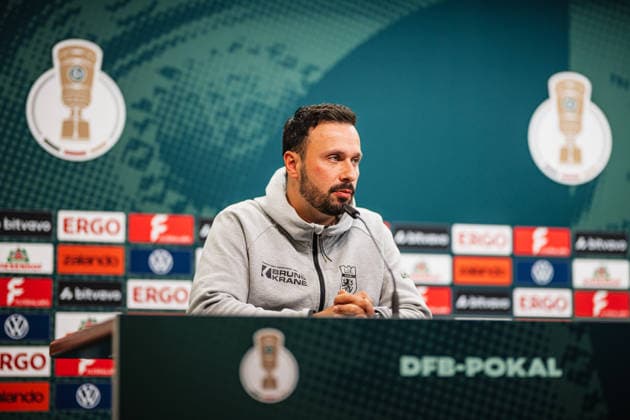 DFB-Pokal Pressekoferenz: Lüneburger SK - SV Werder Bremen, 20.08.2026 Tarek Gibbah (Trainer Lüneburger SK Hansa); Fußball, DFB-Pokal, Pressekonferenz: Lüneburger SK vs. SV Werder Bremen am 20.08.2026 im Millerntor-Stadion, Hamburg DFB REGULATIONS PROHIBIT ANY USE OF PHOTOGRAPHS AS IMAGE SEQUENCES AND OR QUASI-VIDEO. *** DFB Cup Press Conference: Lüneburger SK vs. SV Werder Bremen, August 20, 2026—Tarek Gibbah, Coach of Lüneburger SK Hansa Soccer, DFB Cup, press conference for Lüneburger SK vs. SV Werder Bremen on August 20, 2026, at Millerntor Stadium, Hamburg. DFB regulations prohibit any use of photographs as image sequences and or quasi-video. Copyright: xBEAUTIFULxSPORTS Tonhäuserx