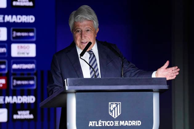 Atletico de Madrid s new player Cristian Cuti Romero. Atletico de Madrid s President Enrique Cerezo. August 20, 2026. (ALTERPHOTOS Acero) MadridSpain  Copyright: xAcerox