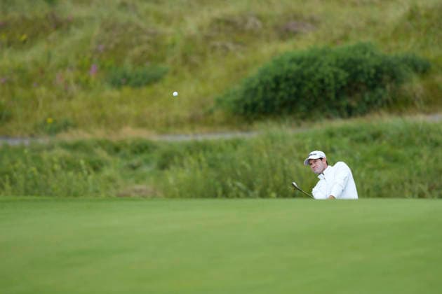BALMEDIE, SCOTLAND - AUG 20: Ricardo Gouveia (POR) chips to the 13th green during Round 1 at the 2026 Nexo Championship at the Trump International Golf Links, Balmedie on August 20, 2026 in Aberdeenshire, Scotland The 2026 Nexo Championship