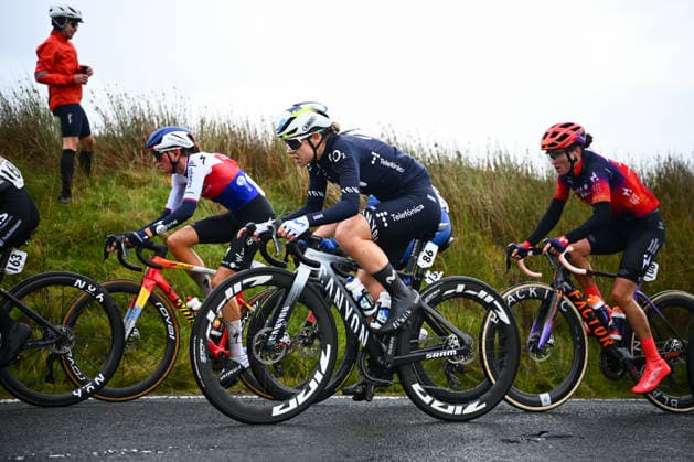 2026 Lloyds Tour of Britain Women Picture by Olly Hassell SWpix.com - 20 08 2026 - Cycling - UCI Women s World Tour - 2026 Lloyds Tour of Britain Women - Stage 2: Clitheroe to Blackpool (110.5km) - Sara Martin (Movistar Team) Copyright: x xSWpix.comx(t axPhotographyxHubxLtd)xOllyxHassell SWpix.comx SWP-3030-18322