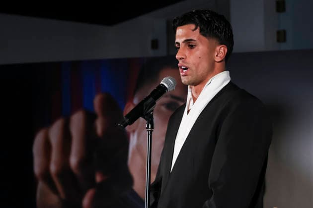August 20, 2026, Barcelona, Barcelona, SPAIN: Joao Cancelo at his presentation after signing his new contract as a new FC Barcelona, Barca player at the Commercial Office on 20 August 2026 in Barcelona, Spain. Barcelona SPAIN - ZUMAa181 20260820_zaa_a181_049 Copyright: xJavierxBorregox