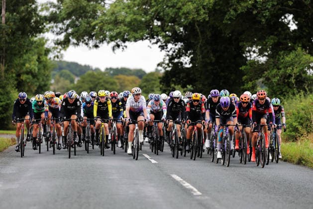 2026 Lloyds Tour of Britain Women Picture by Alex Whitehead SWpix.com - 20 08 2026 - Cycling - UCI Women s World Tour - 2026 Lloyds Tour of Britain Women - Stage 2: Clitheroe to Blackpool (110.5km) - The peloton Copyright: x xSWpix.comx(t axPhotographyxHubxLtd)xAlexxWhitehead SWpix.comx SWP-3030-18326