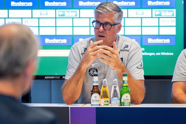 20.08.2026, xovx, Handball Opel Handball Bundesliga, HSG Wetzlar - Pressekonferenz zum Saisonauftakt 2026 2027 Trainer Runar Sigtryggsson (HSG Wetzlar) Wetzlar Buderus-Arena Hessen Deutschland (DE) *** August 20, 2026, xovx, Opel Handball Bundesliga, HSG Wetzlar Press Conference for the Start of the 2026–2027 Season, Coach Runar Sigtryggsson, HSG Wetzlar, Wetzlar, Buderus Arena, Hesse, Germany, DE