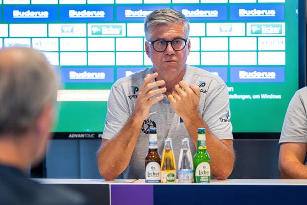20.08.2026, xovx, Handball Opel Handball Bundesliga, HSG Wetzlar - Pressekonferenz zum Saisonauftakt 2026 2027 Trainer Runar Sigtryggsson (HSG Wetzlar) Wetzlar Buderus-Arena Hessen Deutschland (DE) *** August 20, 2026, xovx, Opel Handball Bundesliga, HSG Wetzlar Press Conference for the Start of the 2026–2027 Season, Coach Runar Sigtryggsson, HSG Wetzlar, Wetzlar, Buderus Arena, Hesse, Germany, DE