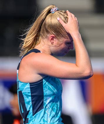 Hockey World Cup Day Six Lottie Bingham reacts with sadness at England™s failure to progress from the group stage after a 0-0 draw with India. 2026 FIH Hockey World Cup at Wagener Stadium, Amstelveen 20 08 2026 UK Newspapers OUT Copyright: xGraemexWilcocksonx FIL-23805-0014