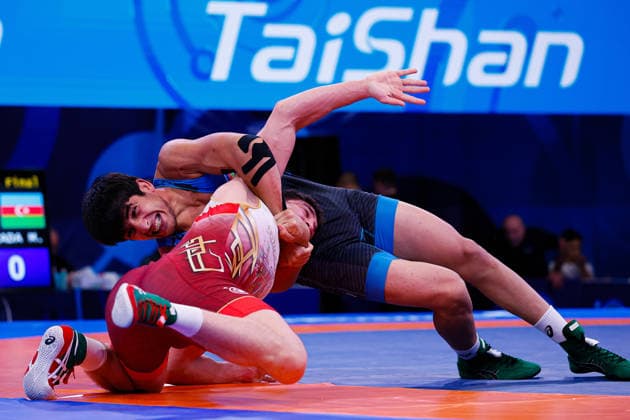 U20 World Championships 86kg FS - Alp Arslan Begenjov (TKM) df. Mahammad Abaszada (AZE) *** U20 World Championships, 86 kg Freestyle: Alp Arslan Begenjov (TKM) def. Mahammad Abaszada (AZE) Copyright: xKostadinxAndonovx