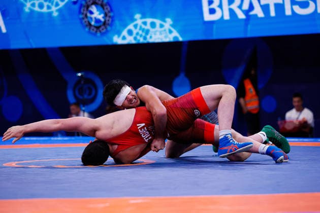 U20 World Championships 86kg FS - Mahammad Abaszada (AZE) df. Alan Taymurazovich Tigiev (BUL) *** U20 World Championships, 86 kg Freestyle: Mahammad Abaszada (AZE) defeated Alan Taymurazovich Tigiev (BUL) Copyright: xKostadinxAndonovx
