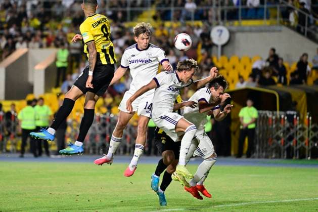 Kairat Almaty v RSC Anderlecht - UEFA Europa League ALMATY, KAZACHSTAN - AUGUST 20 : Sikan Danylo forward of RSC Anderlecht celebrates after scoring during the UEFA Europa League 2026 27 play-off round first leg between Kairat Almaty and RSC Anderlecht on August 20, 2026 in Almaty, Kazachstan, 20 08 2026 Almaty Kazachstan  Copyright: xJanxDexMeuleneirx