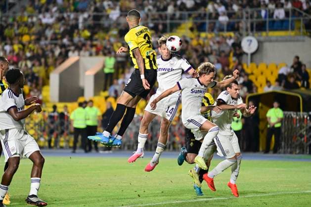 Kairat Almaty v RSC Anderlecht - UEFA Europa League ALMATY, KAZACHSTAN - AUGUST 20 : Sikan Danylo forward of RSC Anderlecht celebrates after scoring during the UEFA Europa League 2026 27 play-off round first leg between Kairat Almaty and RSC Anderlecht on August 20, 2026 in Almaty, Kazachstan, 20 08 2026 Almaty Kazachstan  Copyright: xJanxDexMeuleneirx