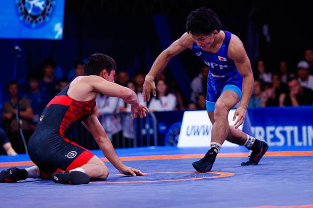 U20 World Championships 61kg FS - Bekassyl Assambek (KAZ) df. Itsuki Yonashiro (JPN) *** U20 World Championships, 61 kg Freestyle: Bekassyl Assambek (KAZ) def. Itsuki Yonashiro (JPN) Copyright: xKostadinxAndonovx