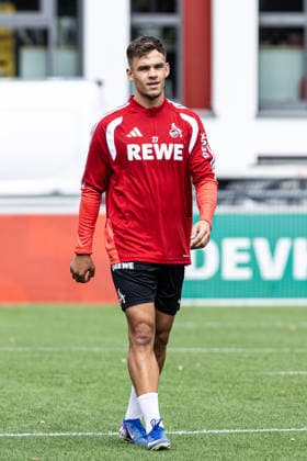 Training, 1.FC Köln, 20.08.2026 Thijs Dallinga (1. FC Köln, 27) beim Training Training, 1.FC Köln, 20.08.2026 DFL regulations prohibit any use of photographs as image sequences and or quasi video. *** Training, 1. FC Köln, August 20, 2026 Thijs Dallinga, 1. FC Köln, 27, during training Training, 1. FC Köln, August 20, 2026 DFL regulations prohibit any use of photographs as image sequences and or quasi-video Copyright: xBEAUTIFULxSPORTS Buriakovx