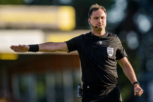 260820 Referee Mykola Balakin during the Europa League qualifying football match between Mjällby and FC Red Bull Salzburg on August 20, 2026 in Hällevik. Photo: Christoffer Borg Mattisson BILDBYRAN COP 261 CB0549 fotboll football soccer fotball uefa europa league europa league mjällby fc red bull salzburg bbeng *** August 20, 2026: Referee Mykola Balakin during the Europa League qualifying soccer match between Mjällby and FC Red Bull Salzburg on August 20, 2026 in Hällevik. Photo by Christoffer Borg Mattisson, BILDBYRAN COP 261 CB0549 soccer football UEFA Europa League Mjällby FC Red Bull Salzburg bbeng  Copyright: CHRISTOFFERxBORGxMATTISSON BB260820CB041
