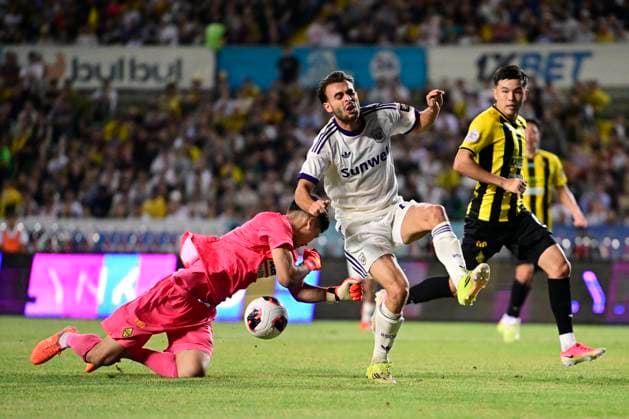 Kairat Almaty v RSC Anderlecht - UEFA Europa League ALMATY, KAZACHSTAN - AUGUST 20 : Llansana Enric midfielder of RSC Anderlecht during the UEFA Europa League 2026 27 play-off round first leg between Kairat Almaty and RSC Anderlecht on August 20, 2026 in Almaty, Kazachstan, 20 08 2026 Almaty Kazachstan  Copyright: xJanxDexMeuleneirx