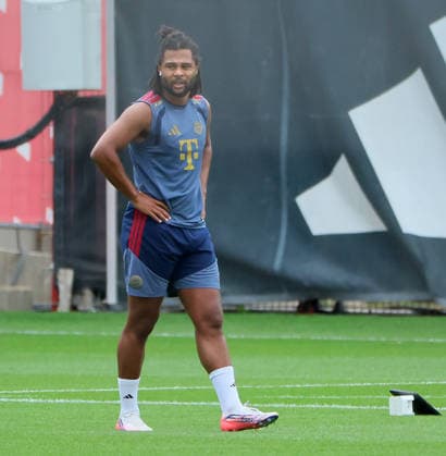 20.08.2026, FC Bayern Training, FCB Campus Muenchen, Fussball, Muenchen, im Bild: Serge Gnabry (FC Bayern Muenchen) *** August 20, 2026, FC Bayern Training, FCB Campus Munich, Soccer, Sports, Munich, Pictured: Serge Gnabry, FC Bayern Munich