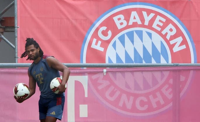 20.08.2026, FC Bayern Training, FCB Campus Muenchen, Fussball, Muenchen, im Bild: Serge Gnabry (FC Bayern Muenchen) *** August 20, 2026, FC Bayern Training, FCB Campus Munich, Soccer, Sports, Munich, Pictured: Serge Gnabry, FC Bayern Munich