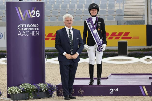 Anna-Lena Niehues (GER, Deutschland, Germany) - Grade IV - mit Pferd Vive l™Amour, , , Dressur, Ehrenrunde, Siegerehrung, Emotionen, Jubel, FEI Para Dressage World Championship, WM, Weltmeisterschaft 2026, FEI Para Dressur Weltmeisterschaft Aachen 2026, Para, körperlichen Einschränkungen oder Sehbehinderungen, Fünf Startklassen (Grade I bis V) sorgen für faire Vergleiche je nach Grad der körperlichen Funktionseinschränkung, Die Para-Dressur ist der einzige paralympische Reitsportart, AACHEN - FEI World Championships 2026, Weltfest des Pferdesports, Reitsport Weltmeisterschaft 2026, Aachen 2026, Welcome Home 2026, Aachener Soers, 11. bis 23. August 2026, Reitsport, 19.08.2026, Aachen Aachener Soers Deutschland *** Anna Lena Niehues GER, Germany, Grade IV with horse Vive l’Amour, , , dressage, victory lap, awards ceremony, emotions, cheers, 2026 FEI Para Dressage World Championships, FEI Para Dressage World Championships Aachen 2026, Para, physical limitations or visual impairments, five competition classes (Grades I through V) ensure fair competition based on the degree of physical functional limitation, Para Dressage is the only Paralympic equestrian sport, AACHEN FEI World Championships 2026, World Festival of Equestrian Sports, 2026 Equestrian World Championships, Aachen 2026, Welcome Home 2026, Aachen Soers, August 11–23, 2026, Equestrian Sports, August 19, 2026, Aachen Soers, Germany