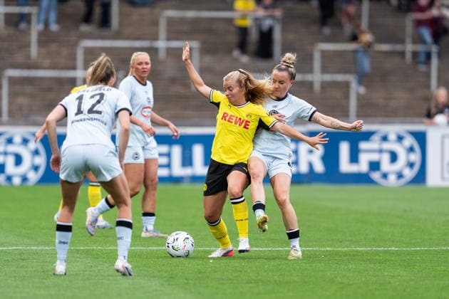 20.08.2026, GER Deutschland, Fussball, Saison 2026 2027, Regionalliga 1. Spieltag Borussia Dortmund Frauen vs Arminia Bielefeld Frauen c Dortmund Stadion Rote Erde Nordrhein-Westfalen (NRW) Deutschland *** August 20, 2026, GER Germany, Soccer, 2026–2027 Season, Regionalliga 1, Matchday: Borussia Dortmund Women vs. Arminia Bielefeld Women at Dortmund s Rote Erde Stadium, North Rhine-Westphalia (NRW), Germany Copyright: xnordphotoxGmbHx xChristianxSchulzex