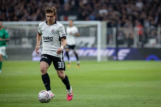 Besiktas JK vs Kauno Zalgiris UEFA Europa League Play-Offs 1st leg Ridvan Yilmaz of Besiktas JK in action during the UEFA Europa League 2026 27 play-offs first leg match between Besiktas JK and Kauno Zalgiris at Tupras Stadium on August 20, 2026 in Istanbul, Turkey Istanbul Turkey  Copyright: xBurakxBasturkx