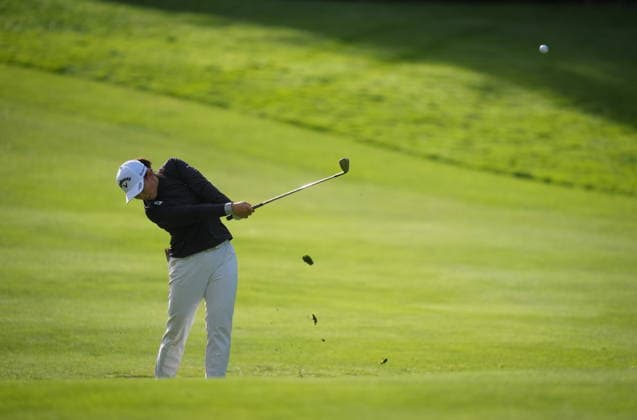 August 20, 2026, Edmonton, Ab, CANADA: Ruoning Yin, of China, hits her second shot on the sixth hole during the first round at the CPKC Canadian Women s Open LPGA, Golf Damen golf tournament in Edmonton on Thursday, August 20, 2026. Canada News - August 20, 2026  - ZUMAc35_ 20260820_zaf_c35_020 Copyright: xDarrylxDyckx