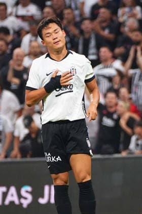 ISTANBUL, TURKEY - AUGUST 20 : Heyeon-Gyu Oh (9) of Besiktas celebrates after scoring the first goal of his team during the UEFA Europa League 2026 27 Play-off round first leg match between Besiktas JK and Kauno Zalgiris at Tupras Stadium on August 20, 2026 in Istanbul, Turkey. Istanbul Turkey Copyright: xSeskimPhotox Besiktas-KaunoZalg-2008 (49)