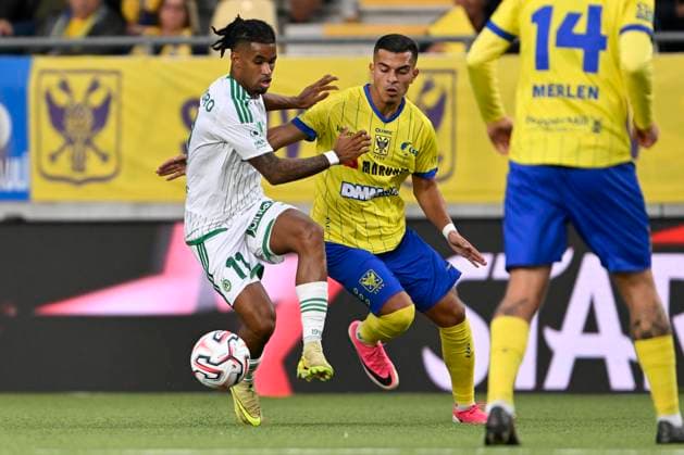 Sint-Truidense VV v Omonia Nicosia AC - UEFA Europa League SINT-TRUIDEN, BELGIUM - AUGUST 20 : Ewandro midfielder of Omonia Nicosia AC and Sebaoui Ilias forward of Sint-Truidense VV during the UEFA Europa League 2026 27 play-off round first leg between Sint-Truidense VV and Omonia Nicosia AC on August 20, 2026 in Sint-Truiden, Belgium, 20 08 2026 Sint-Truiden Belgium  Copyright: xDhax