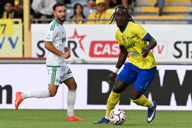 STVV s Frederic Soelle Soelle is pictured in action during a soccer game between Belgian Sint-Truidense V.V. and Cypriot AC Omonoia Nicosia, Thursday 20 August 2026 in Sint-Truiden, the first leg of the play-off round for the UEFA Europa League league phase. JILLxDELSAUX  x183847486x
