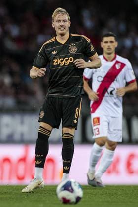 SION , 2008-2026, Stade de Tourbillon , season 2026 2027 , UEFA Conference League play-off football . Match between FC Sion and Ajax, Picture shows Ajax player Julian Brandt Sion - Ajax  x205876164x Copyright: