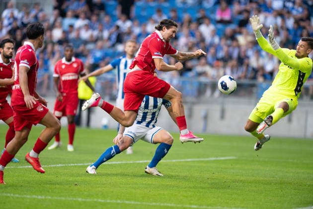 2026.08.20 Poznan Pilka Nozna Liga Europy Play-offs Lech Poznan - Fc Thun N z Marc Gutbub Mateusz Lis Foto. Damian Kosciesza PressFocus 2026.08.20 Poznan Football Europa League Play-offs Lech Poznan - Fc Thun O p Credit. Damian Kosciesza PressFocus NEWSPIX.PL --- newspix.pl POLAND OUT! 