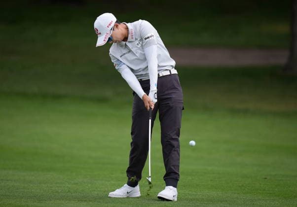 August 20, 2026, Edmonton, Ab, CANADA: Hyo Joo Kim, of South Korea, hits her second shot on the 18th hole during the first round at the CPKC Canadian Women s Open LPGA, Golf Damen golf tournament in Edmonton on Thursday, August 20, 2026. Kim Hyo Joo  - ZUMAc35_ 20260820_zaf_c35_035 Copyright: xDarrylxDyckx