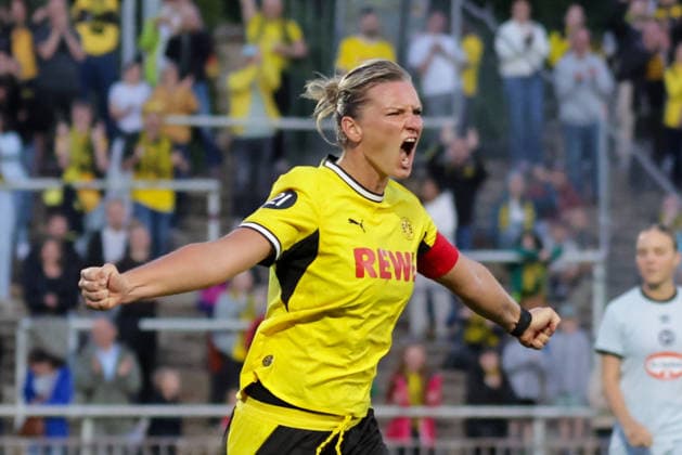 20.08.2026, xgrfx, Fussball Frauen Regionalliga West, Borussia Dortmund - Arminia Bielefeld v.l. Tor, Alexandra Popp zum 2:0 (Borussia Dortmund) Dortmund *** August 20, 2026, xgrfx, Women s Regional League West, Borussia Dortmund vs. Arminia Bielefeld, Goal: Alexandra Popp makes it 2–0 for Borussia Dortmund