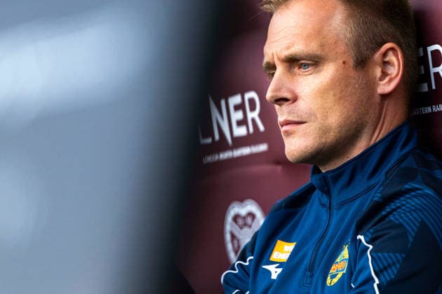 SOCCER - UEFA ECL, Hearts vs Rapid EDINBURGH,SCOTLAND,20.AUG.26 - SOCCER - UEFA Conference League, play-off, Heart of Midlothian FC vs SK Rapid Wien. Image shows head coach Johannes Hoff Thorup (Rapid).  GEPAxpictures xPhilippxBrem