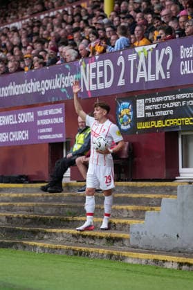 Philipp Treu (SC Freiburg, 29) muss auf die Treppen für den Einwurf , Schottland, Fussball, UEFA Conference League, Play-offs, Hinspiel, 2026 2027, Motherwell FC vs. SC Freiburg, 20.08.2026, Fir Park Stadium, Motherwell Motherwell Fir Park Stadium North Lanarkshire Schottland *** Philipp Treu, SC Freiburg, 29, has to go up the stairs for the throw-in; Scotland, Soccer, UEFA Conference League, Playoffs, First Leg, 2026–2027, Motherwell FC vs. SC Freiburg, August 20, 2026, Fir Park Stadium, Motherwell, North Lanarkshire, Scotland Copyright: xArnexAmbergx