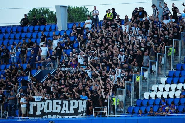Getafe CF v FK Partizan - UEFA Conference League 2026 27 Play-offs 1st Leg Fans of FK Partizan are seen during the ceremony prior to the UEFA Conference League 2026 27 play-offs first leg match between Getafe CF and FK Partizan at Estadio Coliseum on August 20, 2026 in Getafe, Spain. Getafe Estadio Coliseum Madrid Spain Copyright: xGokhanxTanerx xPSxImagesxGokhanxTanerx
