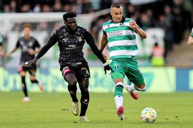 UEFA Europa Conference League Play-off First Leg, Tallaght Stadium, Dublin 20 8 2026 Shamrock Rovers vs KuPS Shamrock Rovers Graham Burke and Saikou Touray of KuPS Graham Burke and Saikou Touray 20 8 2026  Copyright: xLaszloxGeczox LG_20-08-2026_024484
