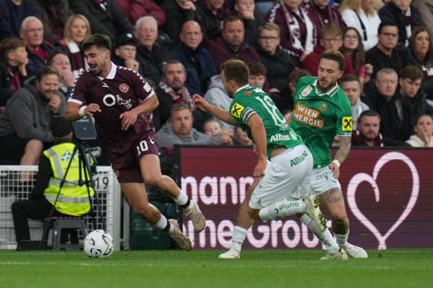 Claudio Braga of Heart of Midlothian Heart of Midlothian v Rapid Vienna, UEFA Conference League, Play-Off Round, First Leg, Football, Tynecastle Park, Edinburgh, Scotland, UK - 20 Aug 2026Edinburgh Tynecastle Park United Kingdom  Copyright: xPetexSummers Shutterstockx 17108692eb