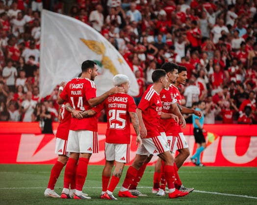 SL Benfica s players celebrate the first goal of Rafa during the Europa League match between SL Benfica and Aarhus at Estadio da Luz, in Lisbon, Portugal. (Diogo Sautchuk) Copyright: xDiogoxSautchukx