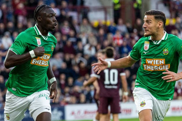 SOCCER - UEFA ECL, Hearts vs Rapid EDINBURGH,SCOTLAND,20.AUG.26 - SOCCER - UEFA Conference League, play-off, Heart of Midlothian FC vs SK Rapid Wien. Image shows the rejoicing of Serge-Philippe Raux-Yao and Ercan Kara (Rapid).  GEPAxpictures xPhilippxBrem