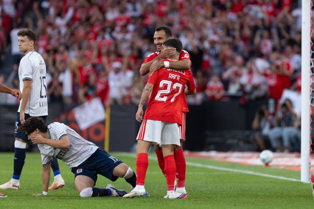 August 20, 2026, Lisbon, Lisbon, Portugal: Benfica forward from Portugal RAFA SILVA (27) celebrating after scoring a goal during the game for the 1st Leg of UEFA Europa League Qualifier Playoff between Benfica and Aarhus at Estadio da Luz Soccer 2026: Benfica Vs Napoli  - ZUMAs359 20260820_zsp_s359_001 Copyright: xAlexandrexdexSousax