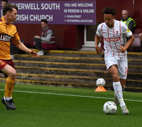 UK: Motherwell v Freiburg, UEFA Conference league at Fir Park in Motherwell, Scotland on 20 August 2026 Motherwell v Freiburg, UEFA Conference league at Fir Park in Motherwell, Scotland on 20 August 2026 Derry Scherant Freiburg) prepares to cross the ball (Photo by Ger Harley Sportpix Sipa USA) Motherwell Fir Park North Lanarkshire Scotland Copyright: xGerxHarleyx